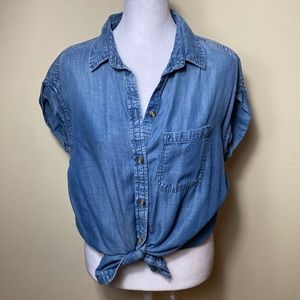 American Eagle chambray/denim shirt